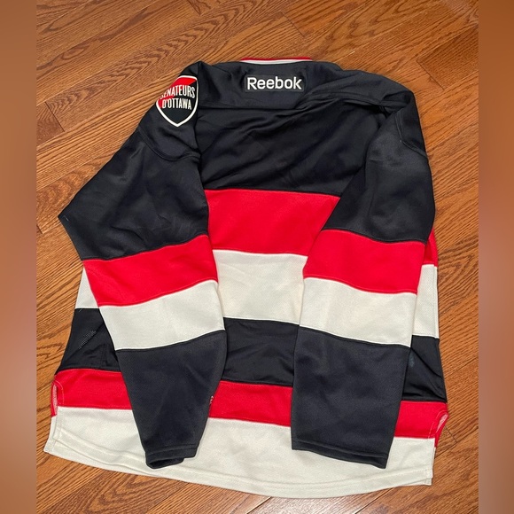 Ottawa Senators “O” jersey. - Picture 4 of 4